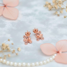 Load image into Gallery viewer, Sunehri Sway Studs