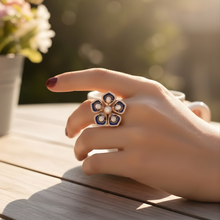 Load image into Gallery viewer, Neelpushp Ring