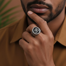 Load image into Gallery viewer, Om Signet Ring