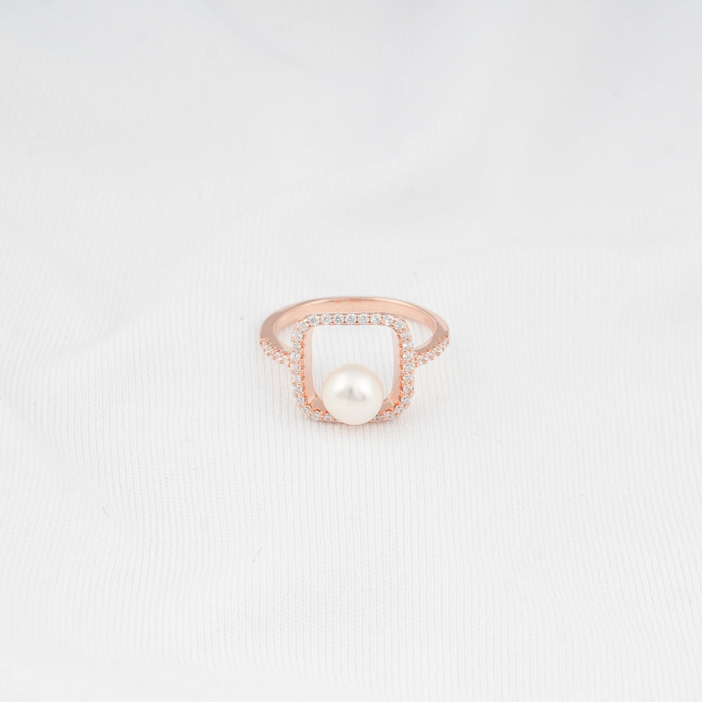 Pearl Aura Ring