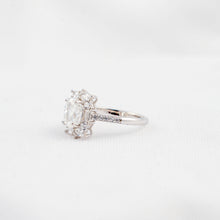 Load image into Gallery viewer, Rimjhim Ring - White