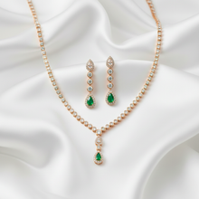 Load image into Gallery viewer, Emerald Grace Necklace