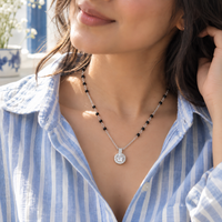 Sooraj ki Baaho Mein Mangalsutra