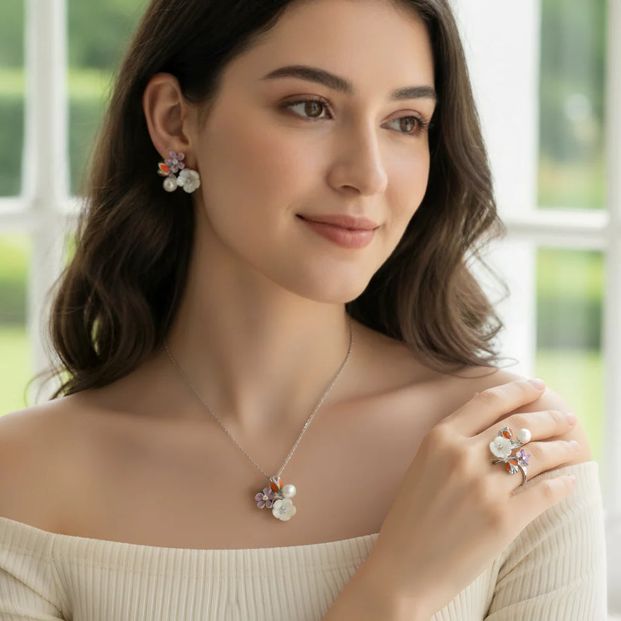 Miravi floral sterling silver jewellery styling image