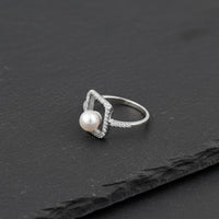 Pearl Aura Ring
